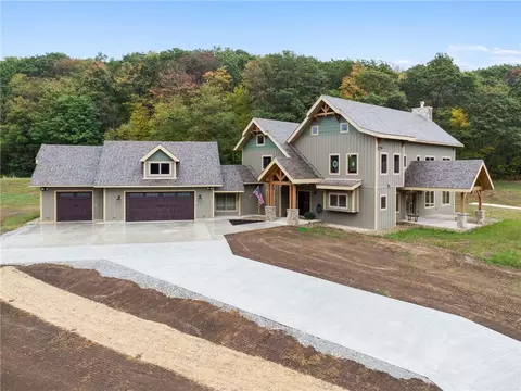 223 Deer Fern Dr, Somerset, PA 15501