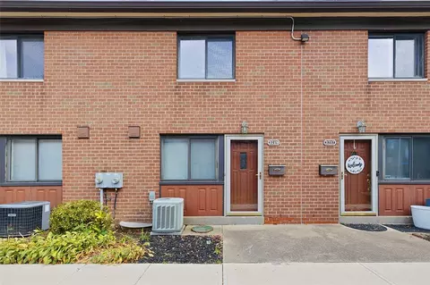 3719 Allendale Cir, Pittsburgh, PA 15204