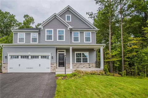 306 Whitecliff Dr, Venetia, PA 15367