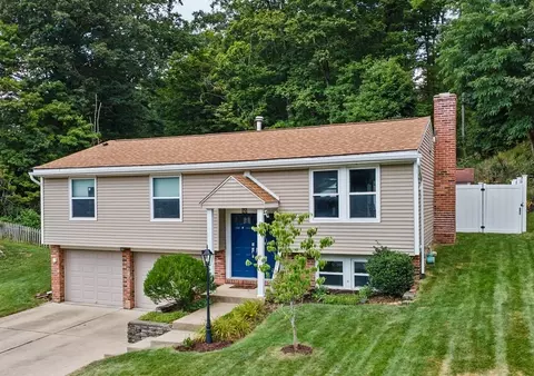 113 Spruce Valley Dr, Pittsburgh, PA 15229