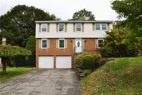 135 Pinehurst Dr, Freedom, PA 15042
