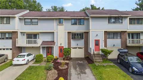 632 Deer Watch Rd, Bridgeville, PA 15017