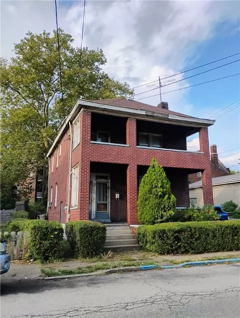 405 Center St, East Pittsburgh, PA 15112
