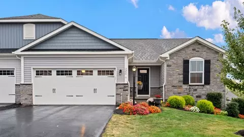 326 Brandi Lynn Ln, Evans City, PA 16033