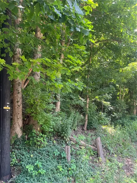 0 Thoms Run Rd, Oakdale, PA 15071