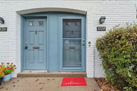 1124 Pennsbury Blvd, Pittsburgh, PA 15205