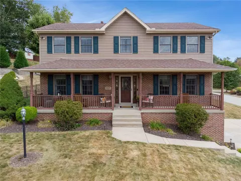 1525 Jennifer Ct, Irwin, PA 15642
