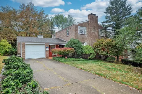 4012 Cape Cod Dr, Pittsburgh, PA 15239