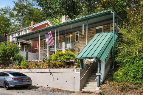 1252 Sharon St, Aliquippa, PA 15001