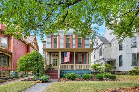 351 E Beau St, Washington, PA 15301