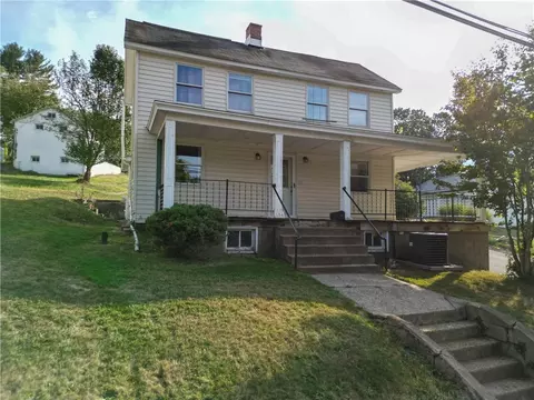 104 Piersol Ave, Bentleyville, PA 15314