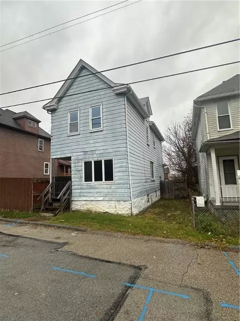 125 Elm Ave, Monessen, PA 15062