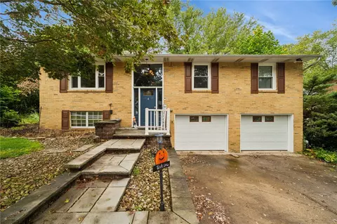 932 Rolling Meadows Dr, Greensburg, PA 15601