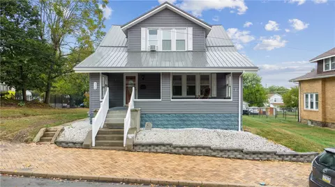 520 W Second Ave, Derry, PA 15627