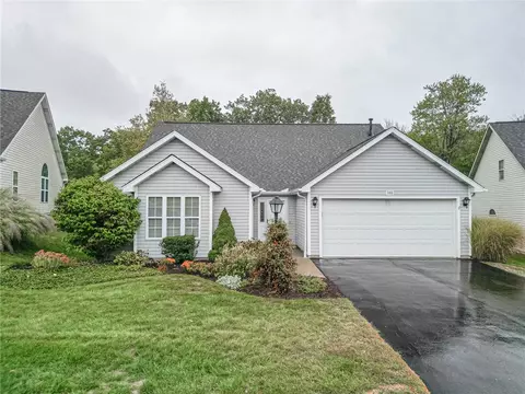 308 Carriage Dr, Freedom, PA 15042