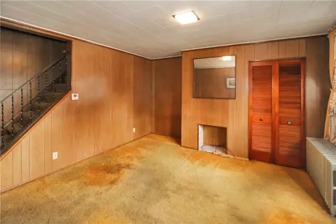 Living - 1326 Wolfe Ave, Braddock, PA 15104 photo 1 of 2