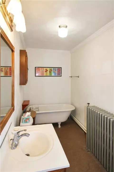 Bath - 1326 Wolfe Ave, Braddock, PA 15104 photo 1 of 2