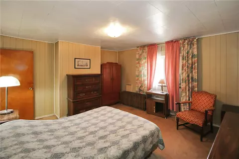 Bedroom - 1326 Wolfe Ave, Braddock, PA 15104 photo 7 of 7