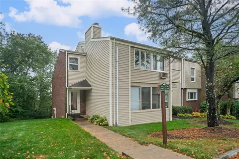 1706 Kenzie Dr, Pittsburgh, PA 15205