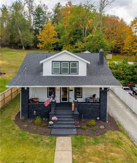 200 Piersol Ave, Bentleyville, PA 15314