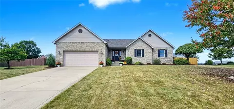 227 Meadow Spring Rd, Greensburg, PA 15601