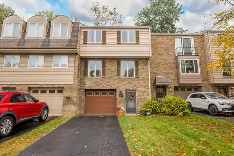 325 Joan Of Arc Ct, Clairton, PA 15025