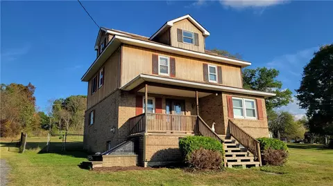 116 Hilltop Ave, Acosta, PA 15520