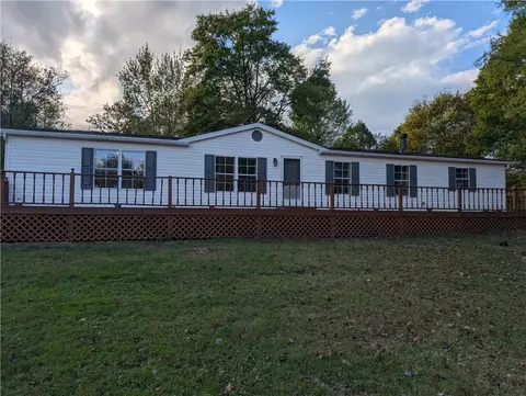 322 Daubenspeck, Parker, PA 16049