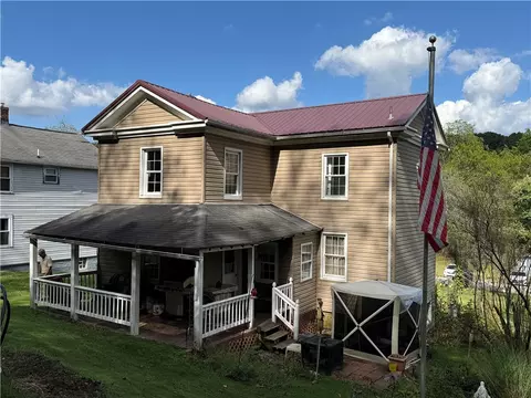111 Fulton Ln, Indiana, PA 15701