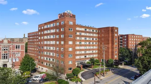 128 N Craig St #505, Pittsburgh, PA 15213