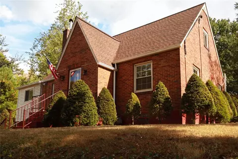 345 Siebert Rd, Pittsburgh, PA 15237