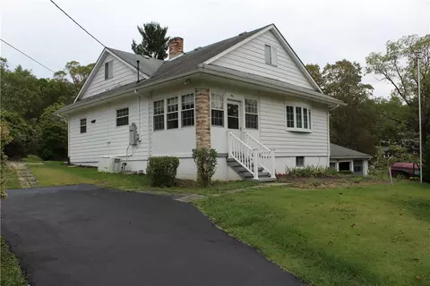 912 Atlasburg Rd, Burgettstown, PA 15021