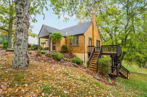 129 Judith Dr, Venetia, PA 15367