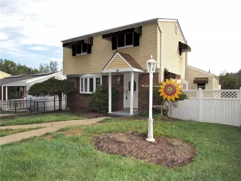 43 Pine Valley Dr, Pittsburgh, PA 15235