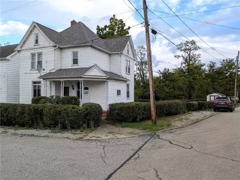 631 Garfield Ave, Scottdale, PA 15683
