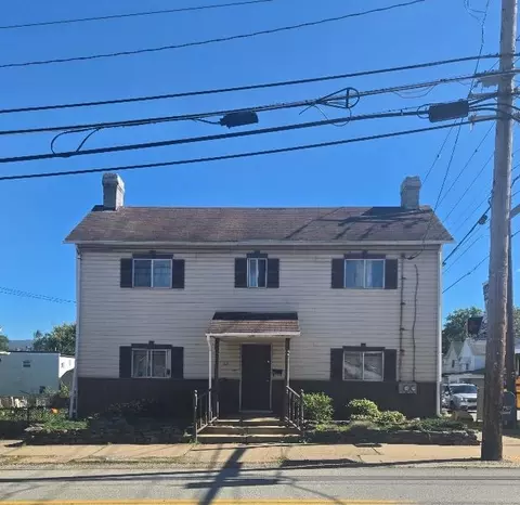 83 S Mount Vernon Ave, Uniontown, PA 15401