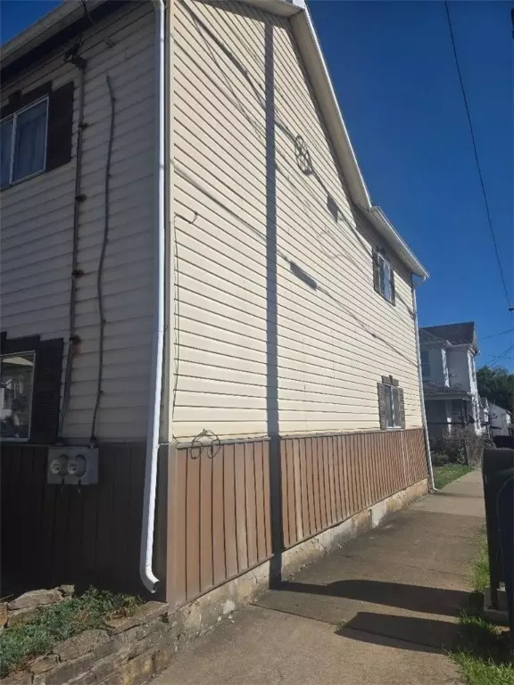  83 S Mount Vernon Ave, Uniontown, PA 15401 photo 8