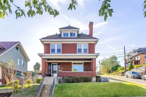 1949 Rockledge St, Pittsburgh, PA 15212
