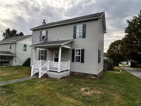 506 Washington St, Seward, PA 15954