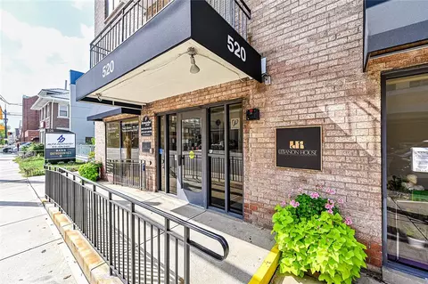 520 Washington Rd #501, Pittsburgh, PA 15228