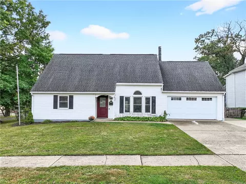 715 Walnut St, Mount Pleasant, PA 15666