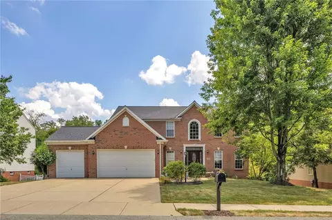 405 Mallard Dr, Cranberry Township, PA 16066