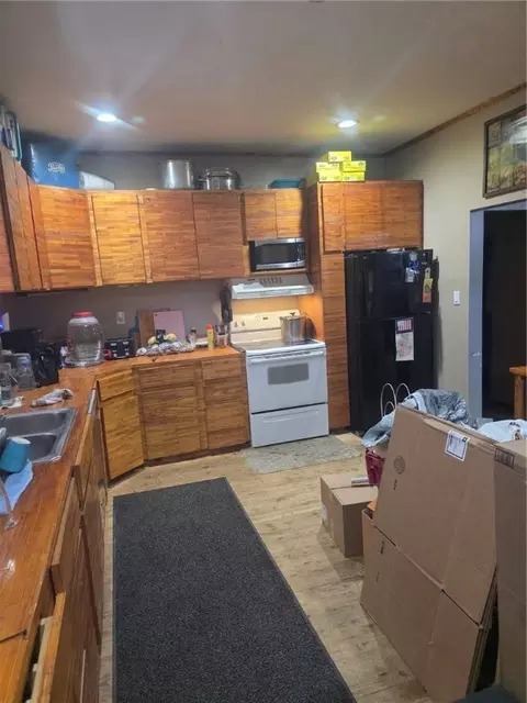 Kitchen - 303 S 3rd St, Apollo, PA 15613 photo 2 of 2