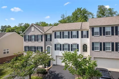 121 Bellefield Ct, Gibsonia, PA 15044