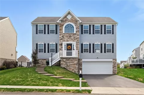 230 Horse Shoe Dr, Clinton, PA 15026