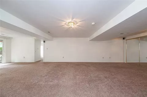 Living - 306 Georgetown Ln, Export, PA 15632 photo 7 of 9