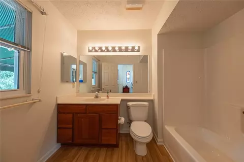 Bath - 306 Georgetown Ln, Export, PA 15632 photo 1 of 3