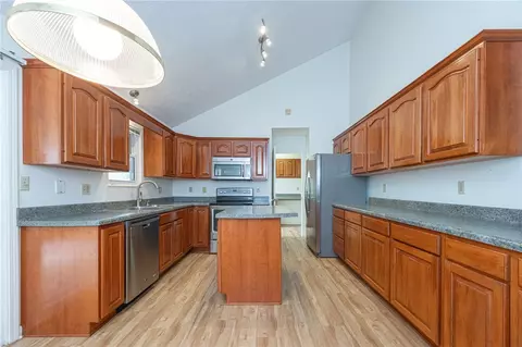 Kitchen - 306 Georgetown Ln, Export, PA 15632 photo 2 of 3