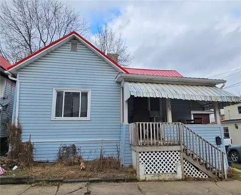 119 W Elm, Waynesburg, PA 15370