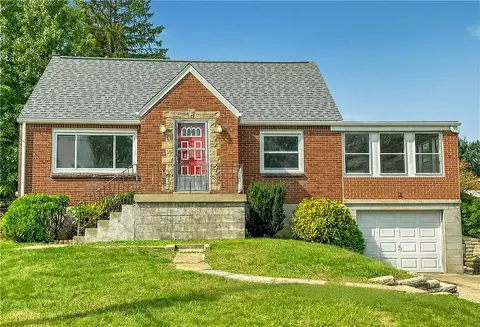 488 Meadow Rd, Irwin, PA 15642